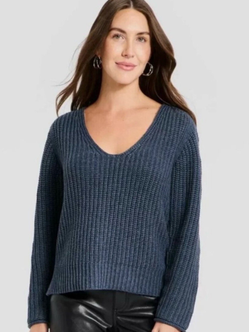 Navy V-Neck Ribbed Knit Sweater